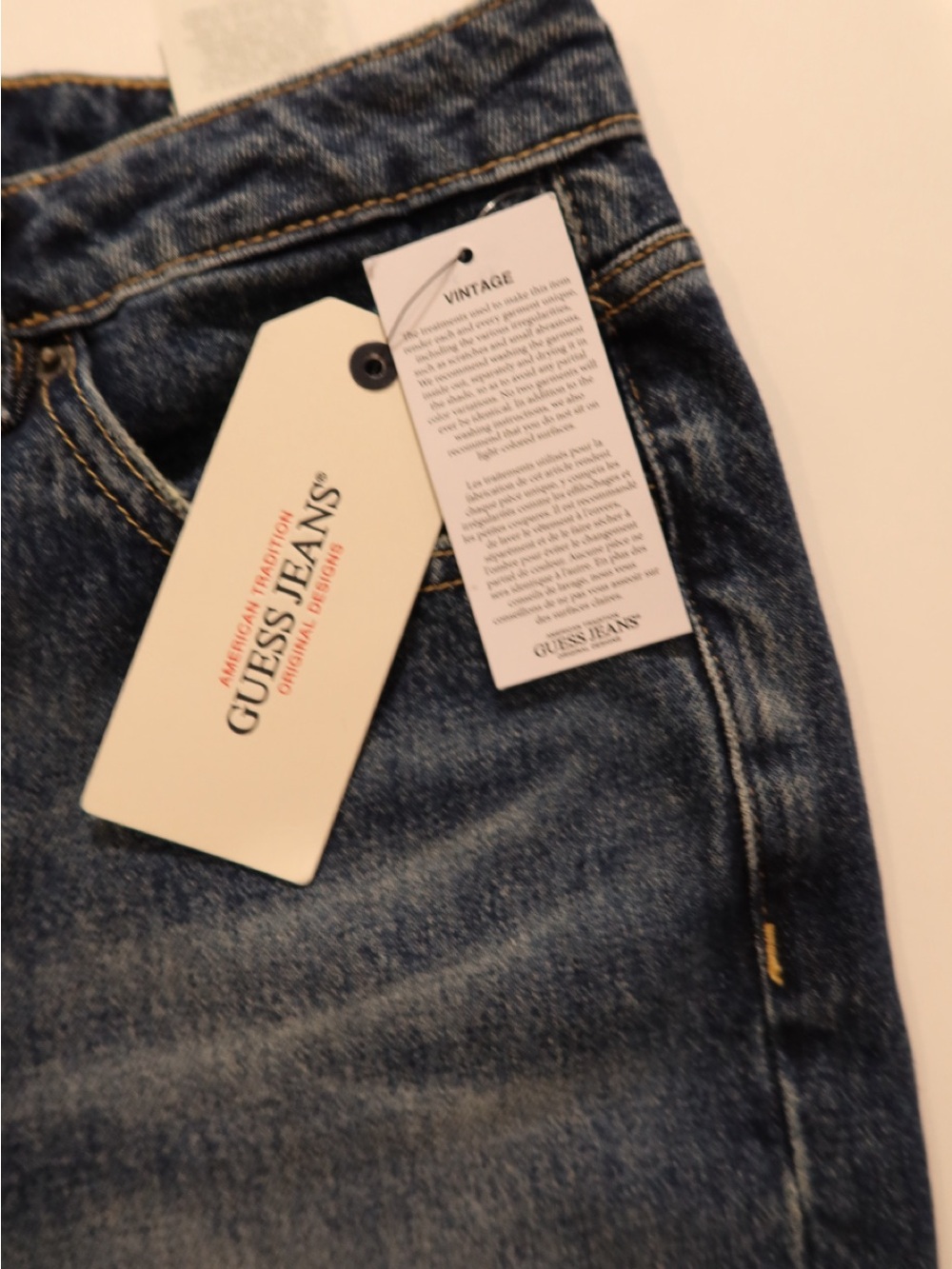 GUESS Jeans G06 Mom Jeans — Medium Wash — W27 L31 — NWT - Picture 5 of 9